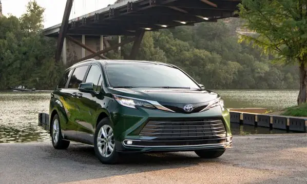 Thông Số Kỹ Thuật Toyota Sienna