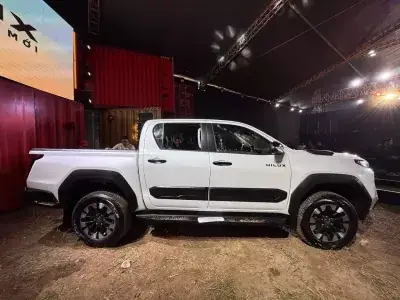 Thông Số Toyota Hilux 2012