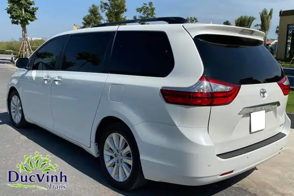 Thuê Xe Toyota Sienna 2016