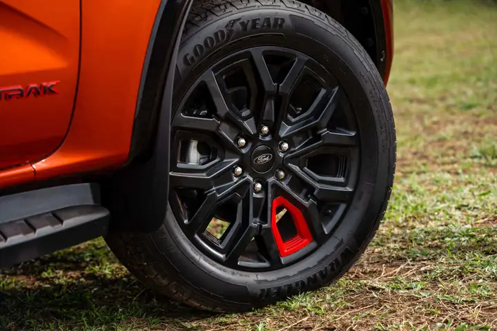 Tomaco Toyota Lien Doanh Ford Tomaco Toyota Lien Doanh Ford