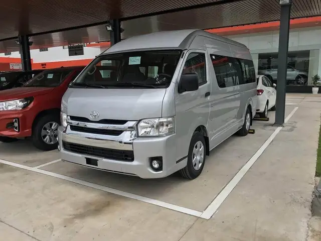 Toyota 16 Chỗ 2018