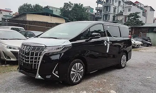 Toyota Alphard 2019 Giá