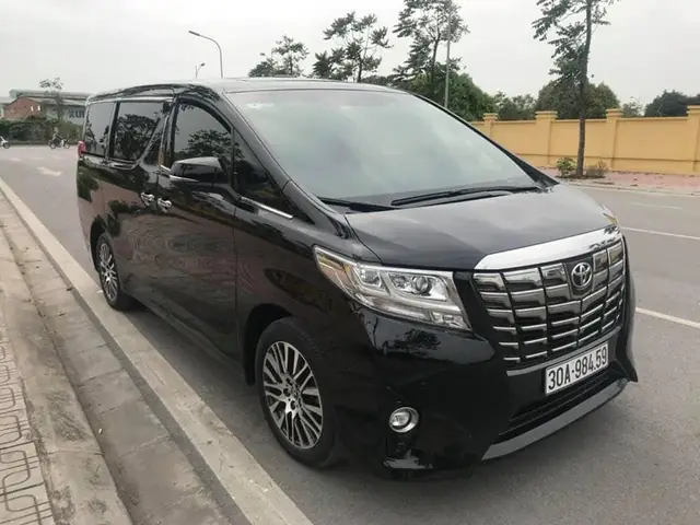 Toyota Alphard 2019 Gián Bán