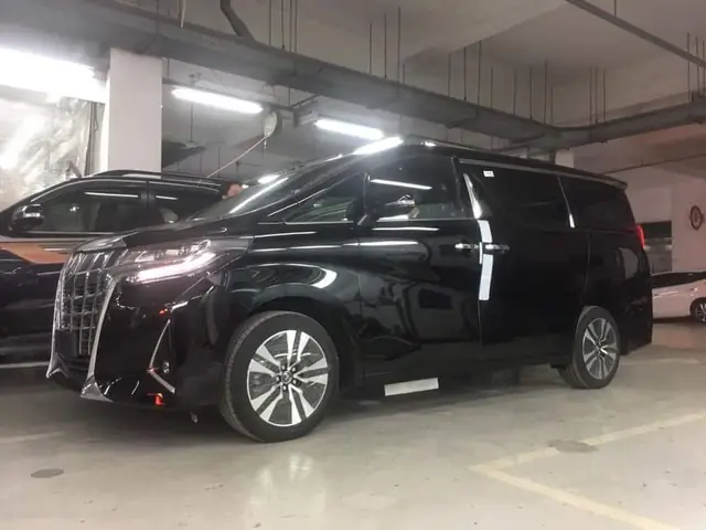 Toyota Alphard 2019 Gián Bán