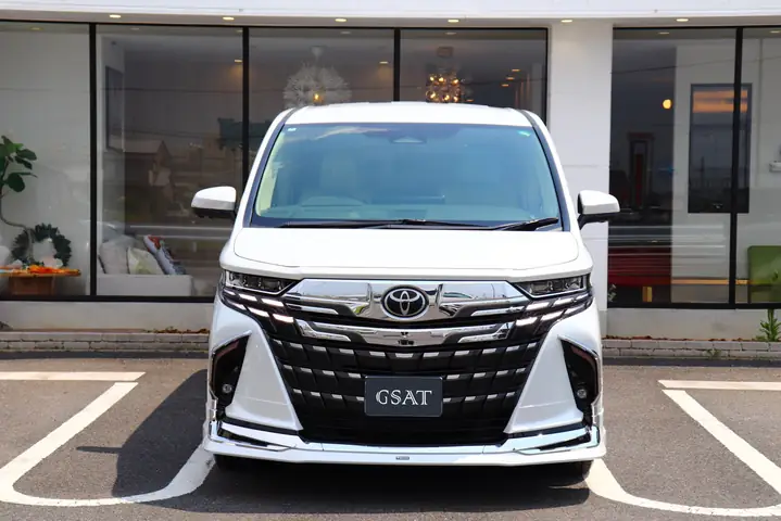 Toyota Alphard Executive Lounge Toyota Alphard Executive Lounge