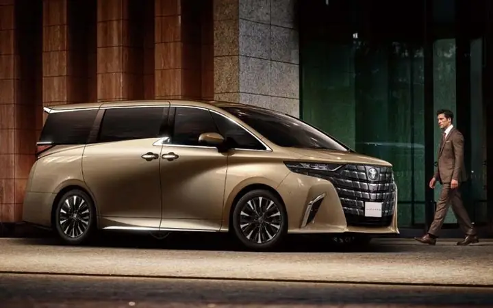 Toyota Alphard 價格