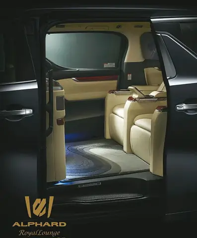 Toyota Alphard Royal Lounge