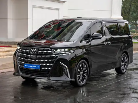 Toyota Alphard Tại Hà Nội