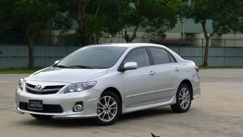 Toyota Altis 2010 Giá Bao Nhiêu