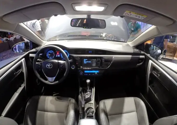 Toyota Altis 2014 Số Sàn Toyota Altis 2014 Số Sàn