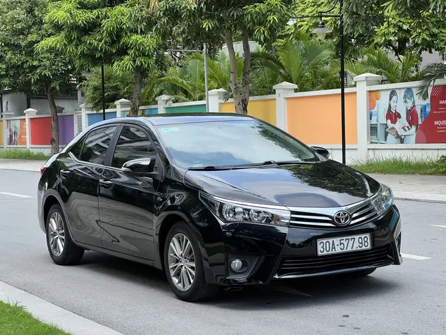 Toyota Altis 2015 1.8 Toyota Altis 2015 1.8