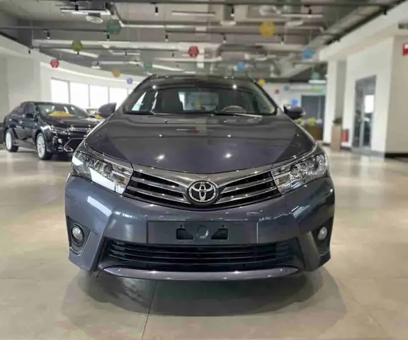 Toyota Altis 2015 Màu Đen