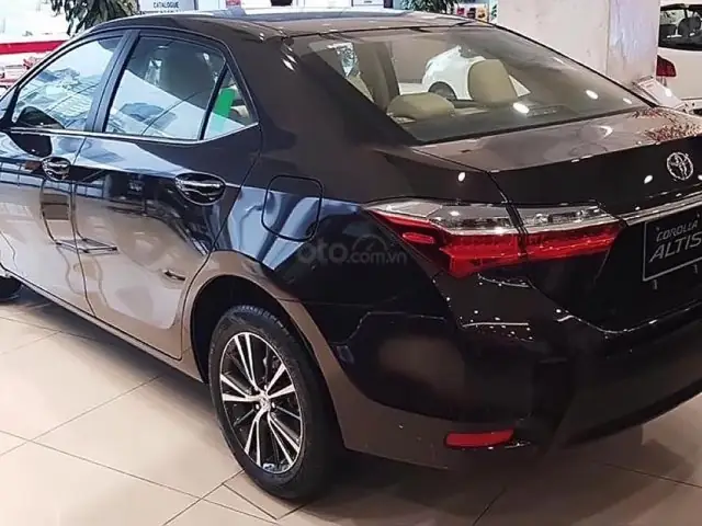 Toyota Altis 2019 Màu Nâu