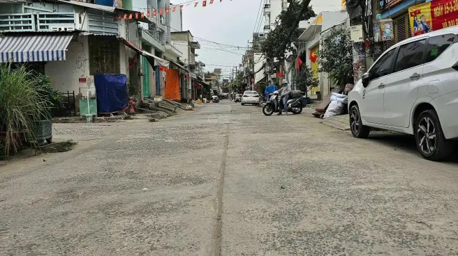 Toyota An Duong Vuong Q6
