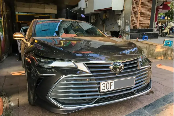 Toyota Avalon Tai Viet Nam