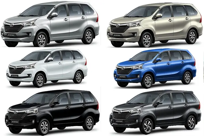Toyota Avanza Có Máy Màu