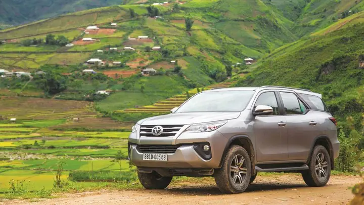 Toyota Bat Ngo Giam Gia