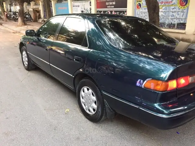Toyota Camry 2.0 Doi 2001