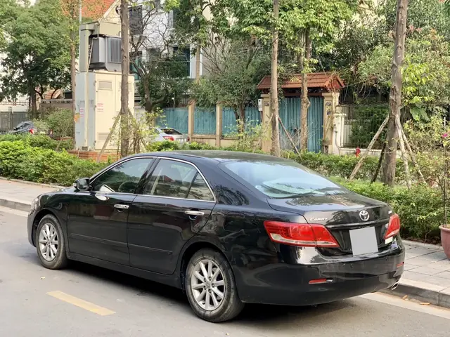 Toyota Camry 2.0 Doi 2010