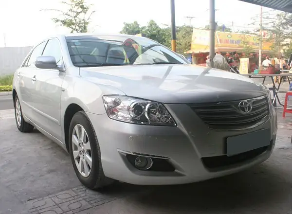Toyota Camry 2.4 Đánh Giá