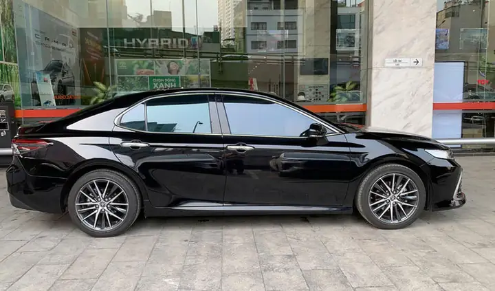 Toyota Camry 2.5 2012 Malaysia