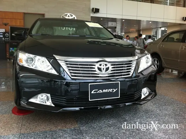 Toyota Camry 2.5g Đời 2014