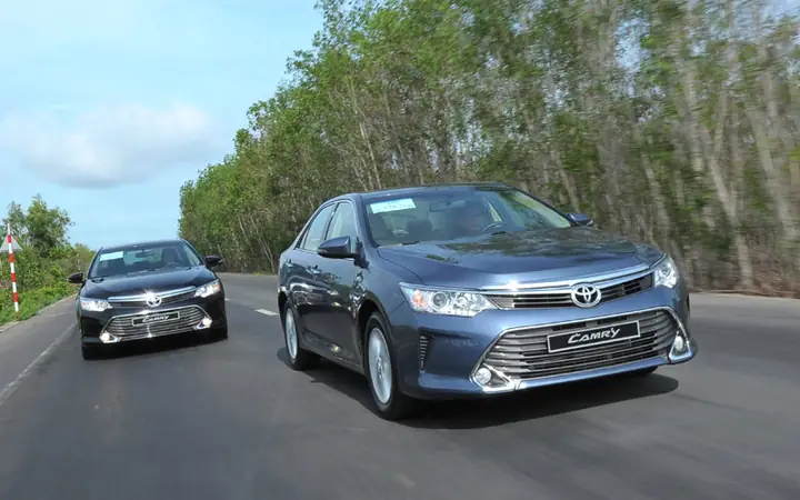 Toyota Camry 2015 Giá Bao Nhiêu