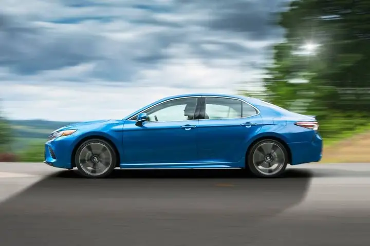 Toyota Camry 2018 Xse Side