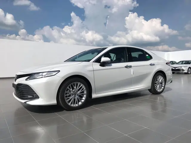 Toyota Camry 2019 Giá Bao Nhiêu