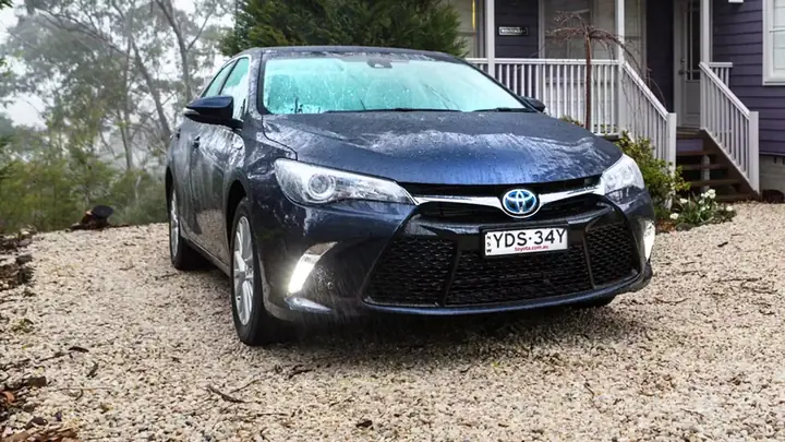Toyota Camry Atara Sl Review