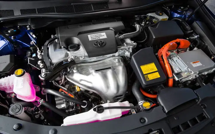 Toyota Camry Hybrid 2017 Engine
