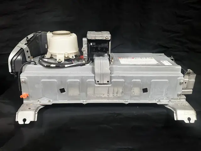 Toyota Camry Hybrid Battery Life
