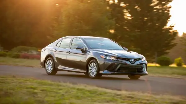 Toyota Camry Hybrid Review