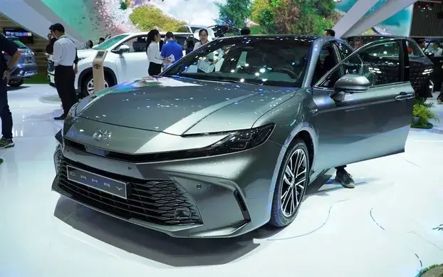 Toyota Camry Price In Laos
