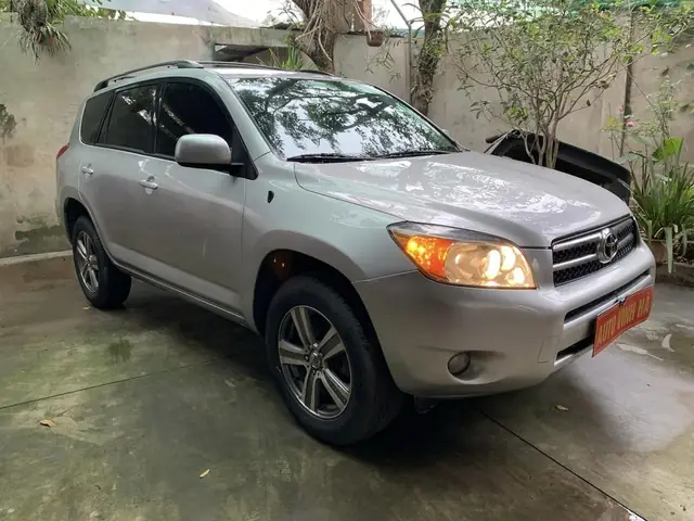 Toyota Chao Đảo Lật Brazil