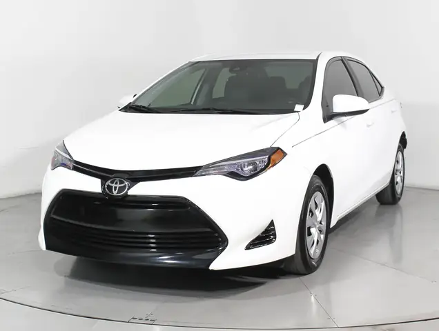 Toyota Corolla 2018 White
