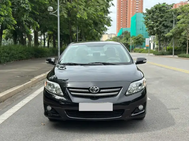 Toyota Corolla Altis 1.8 G 2010