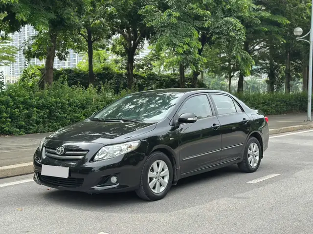 Toyota Corolla Altis 1.8 G 2010