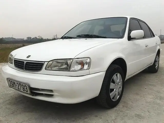 Toyota Corolla Altis 2000