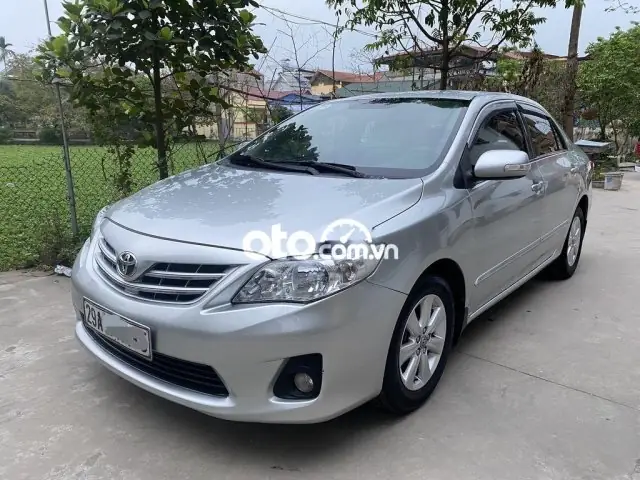 Toyota Corolla Altis 2012 Giá