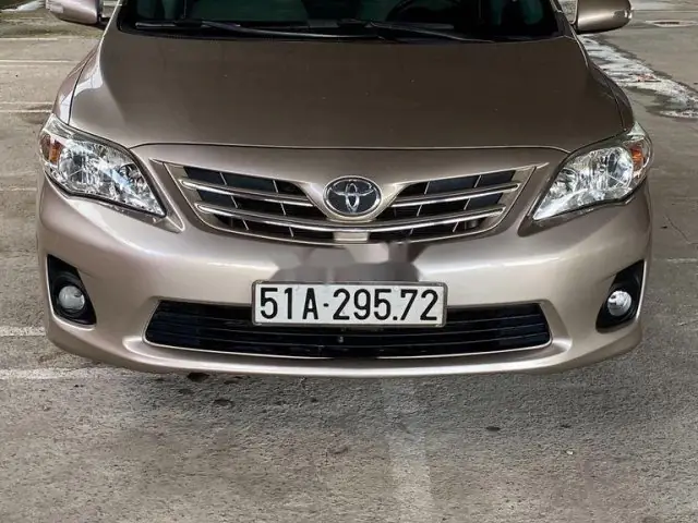 Toyota Corolla Altis 2012 Giá