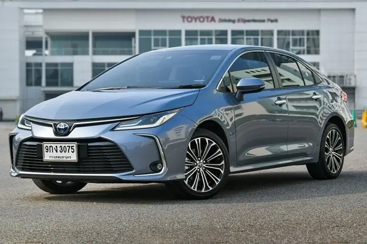 Toyota Corolla Altis Hybrid