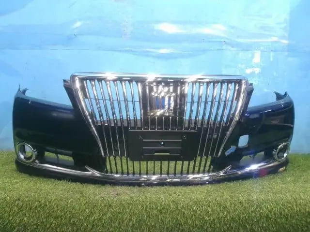 Toyota Crown Majesta 2015