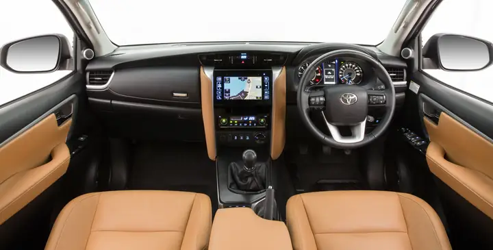 Toyota Fortuner 2016 Interior