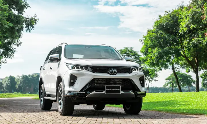 Toyota Fortuner Phiên Bản