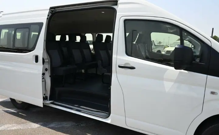 Toyota Hiace 13 Seater