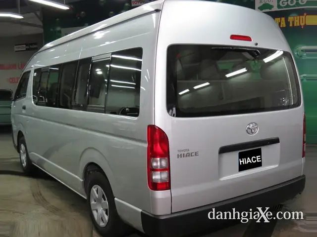 Toyota Hiace Máy Xăng Toyota Hiace Máy Xăng