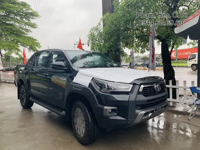 Toyota Hilux 2.8 G 4x4 At