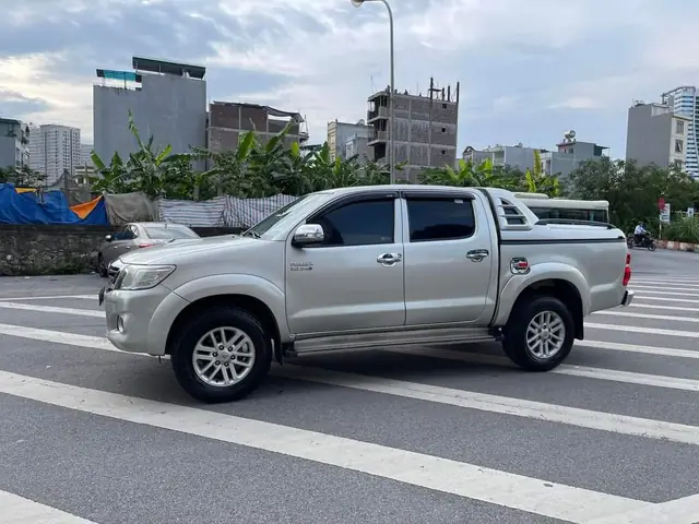 Toyota Hilux G 2012
