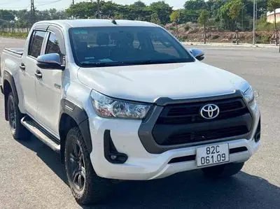 Toyota Hilux Gia Lai